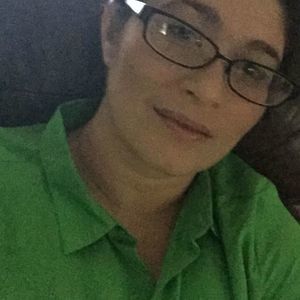 Meet your Posher, Joni