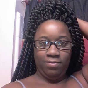 Meet your Posher, Renee