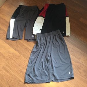 Nike Jordan dri-fit basketball shorts SZ. Youth XL