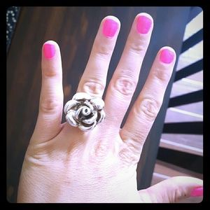 Sterling silver flower ring