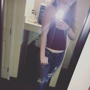 Meet your Posher, Chloe