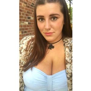 Meet your Posher, Carson