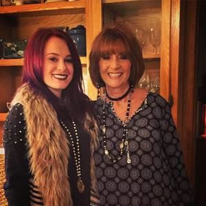 Meet your Posher, Linda