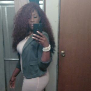 Meet your Posher, Latisha