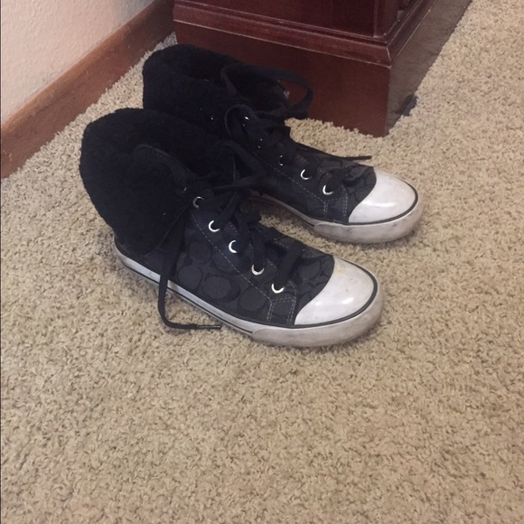Coach shoes size 6