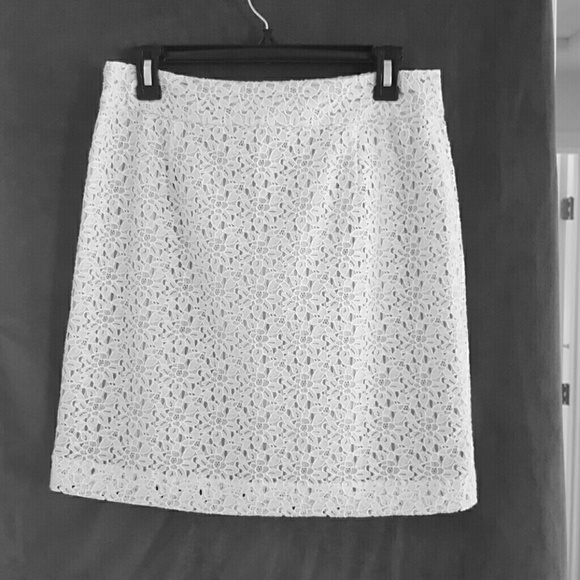 LOFT Eyelet Skirt - Picture 1 of 1