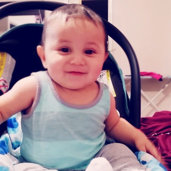 Meet your Posher, Emely - Picture 1 of 1