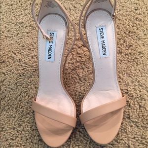 Steve Madden nude heels