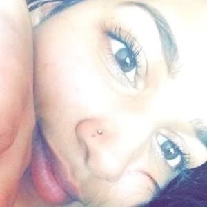 Meet your Posher, Navishta