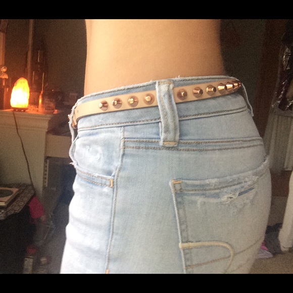 Express studded belt