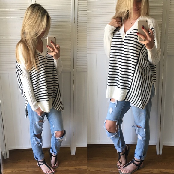 Sale/Last Item ✨ Gorgeous Stripe V-Neck Knit - Picture 4 of 4