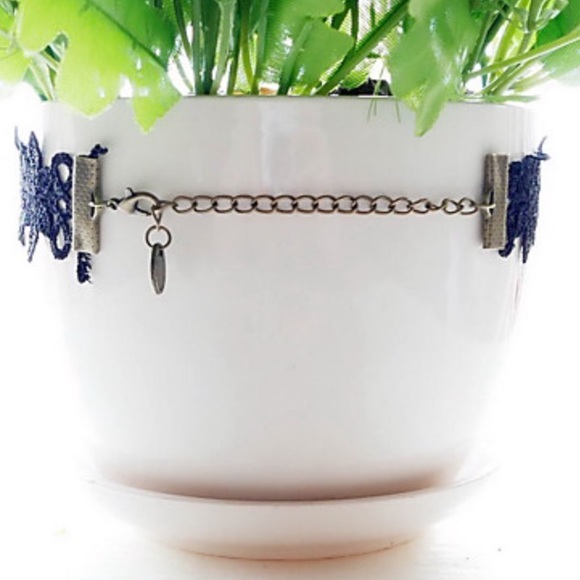 🌺SEXY BLACK LACE CHOKER NECKLACE  With  Beads🌺 - Picture 3 of 3