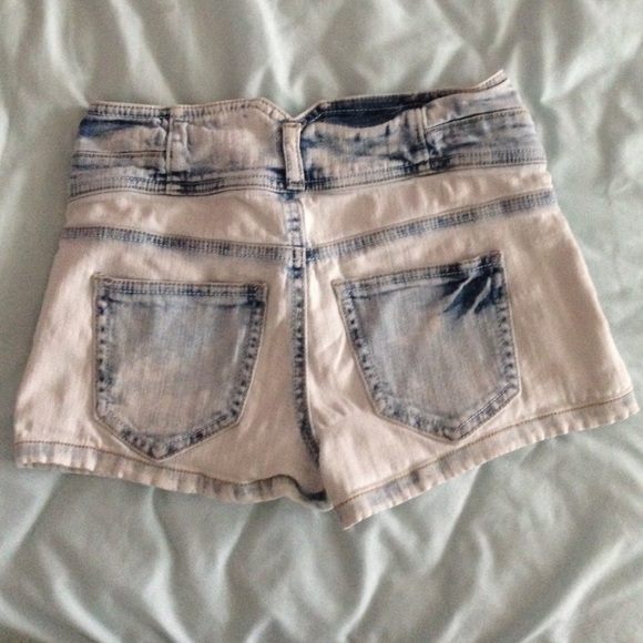 Shorts - Picture 2 of 2