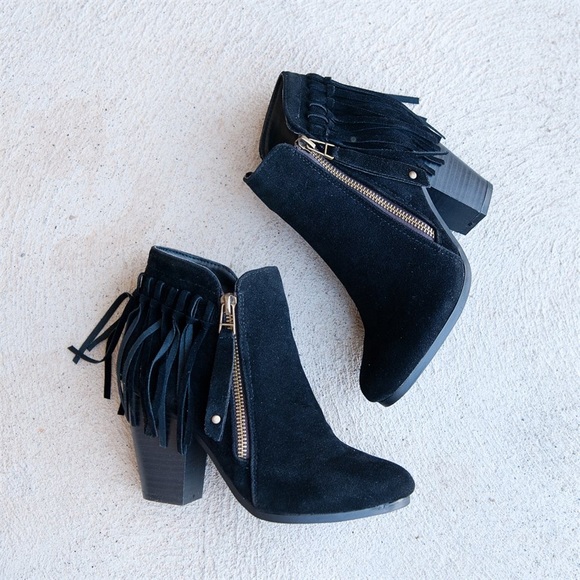 Black Boho fringe ankle bootie - Picture 3 of 3