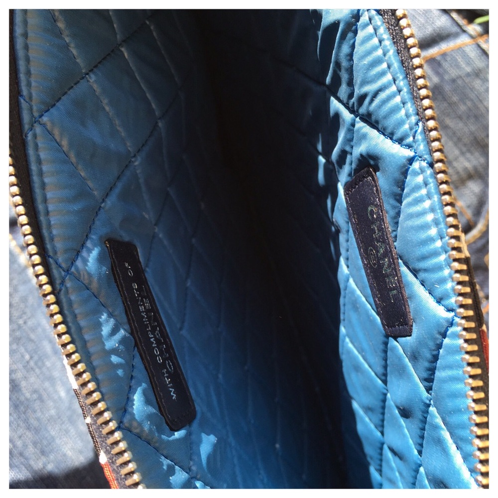 π CHANEL CLUTCH POUCH - Picture 6 of 8