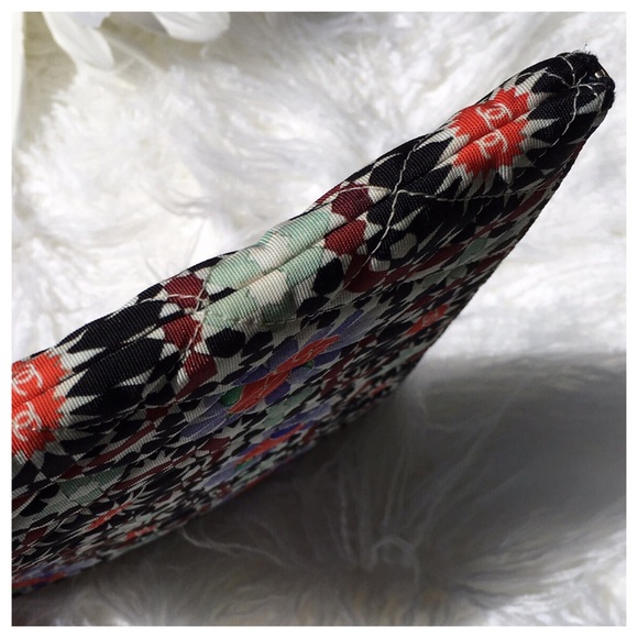 🎉 CHANEL CLUTCH POUCH - Picture 5 of 8