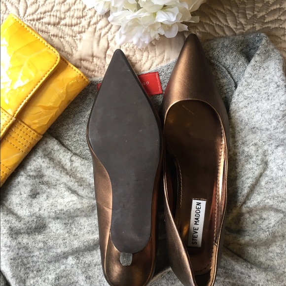 Steve Madden Shoes - Steve Madden Kitten Heels