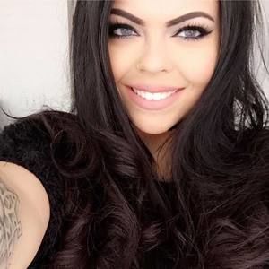 Meet your Posher, Stacey