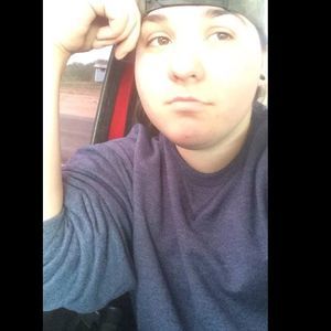 Meet your Posher, Jovannie