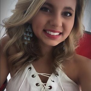 Meet your Posher, Jessica