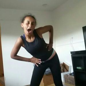 Meet your Posher, Brooke