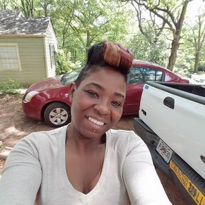 Meet your Posher, Edwina