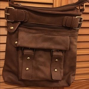 Brown leather crossbody bag