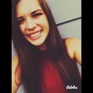 Meet your Posher, Kayla