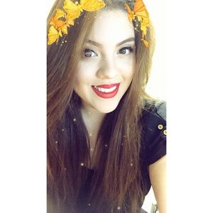 Meet your Posher, Giselle