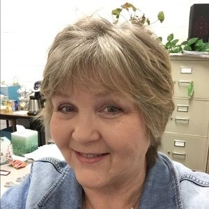 Meet your Posher, Christy