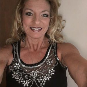 Meet your Posher, Beth