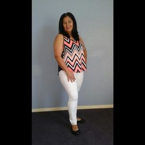 Meet your Posher, Raquel