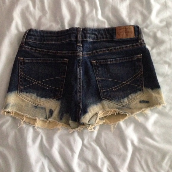 Shorts - Picture 2 of 2