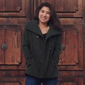 Meet your Posher, Isabella