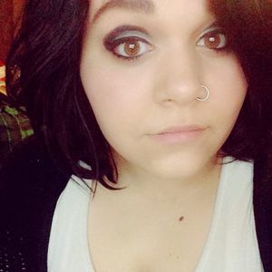 Meet your Posher, Lexie