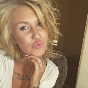 Meet your Posher, Paige