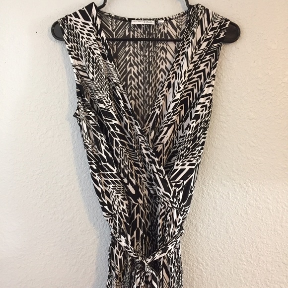 ❣️❗️FINAL PRICE➖DONATING SOON. Tropical 🌴 print jumpsuits - Picture 2 of 5