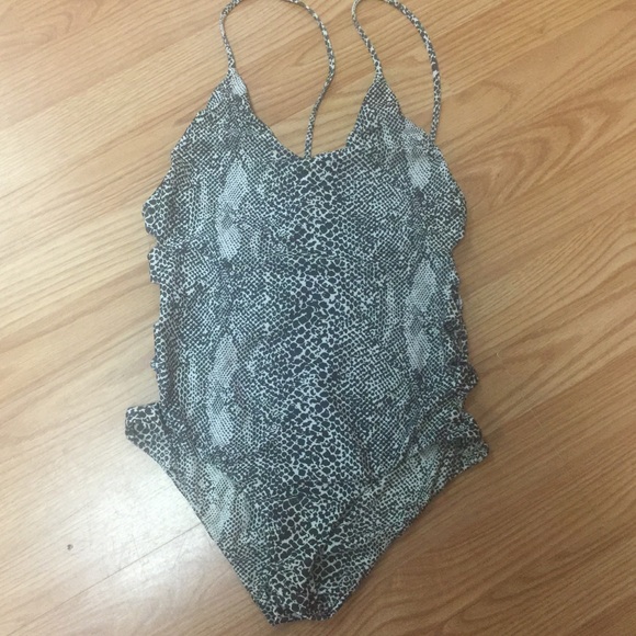 ❌SOLD❌ACACIA Florance XL one piece in Snakeskin