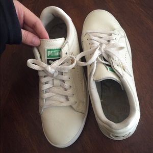 Puma leather sneaker