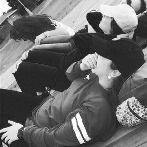 Meet your Posher, Lesly