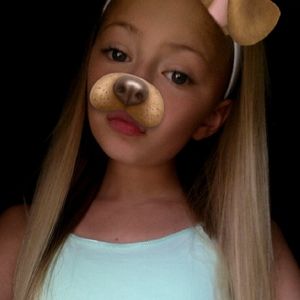 Meet your Posher, Emily