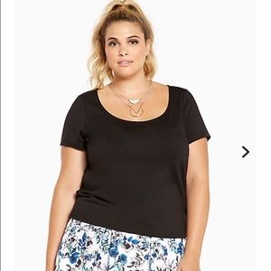NWT Torrid Ponte Keyhole Cut out top
