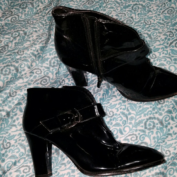 Impo  brand black boots