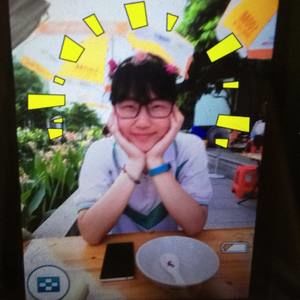 Meet your Posher, Lorina