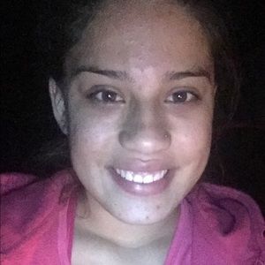 Meet your Posher, Abigail