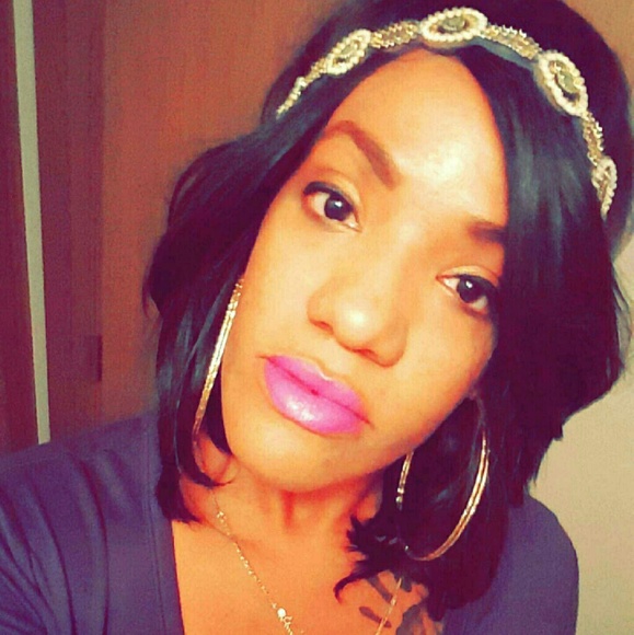 Meet your Posher, Telisha