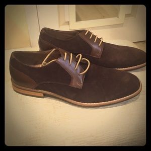 Steve Madden Brown Suede/Leather Shoes, Size 9.