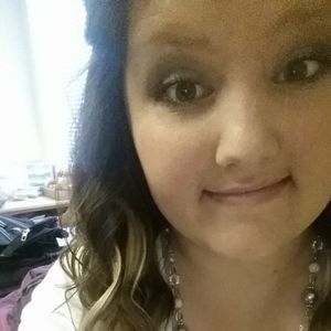 Meet your Posher, Clara