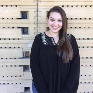 Meet your Posher, Louisa