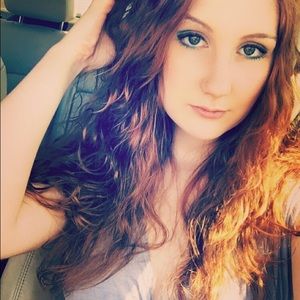 Meet your Posher, Kenzie